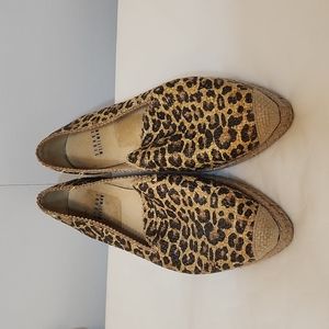 Stuart weitzman flat summer shoes